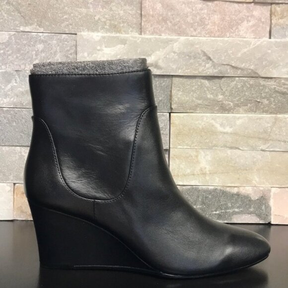 Enzo Angiolini Crisanta Dress Ankle Booties - Picture 2 of 5